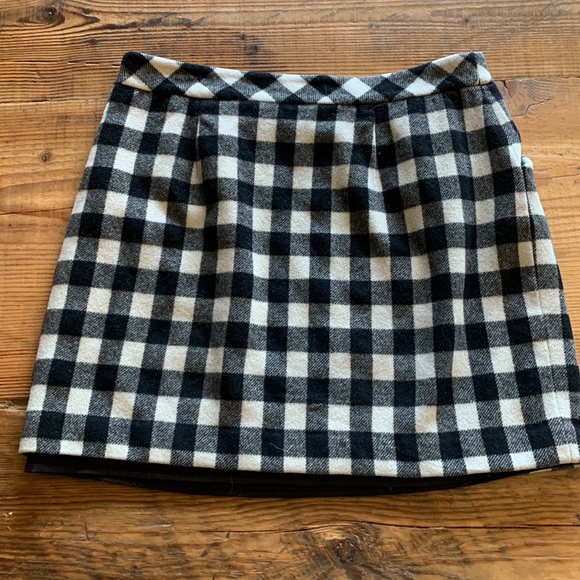 Wool Club Monaco Skirt - Picture 3 of 3